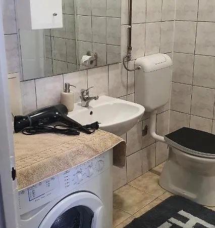 Relax Ταπόλκα